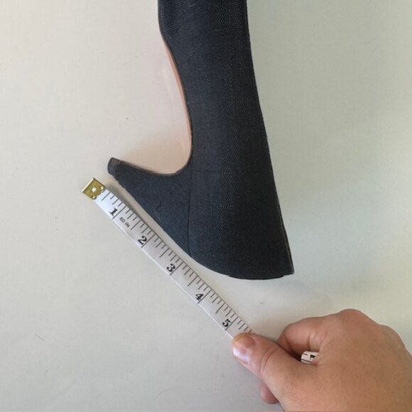 VINTAGE EVAN-PICONE (HAND MADE IN SPAIN) NAVY SOFT FABRIC HIGHHEEL PUMP Size 7.5 - Picture 3 of 7